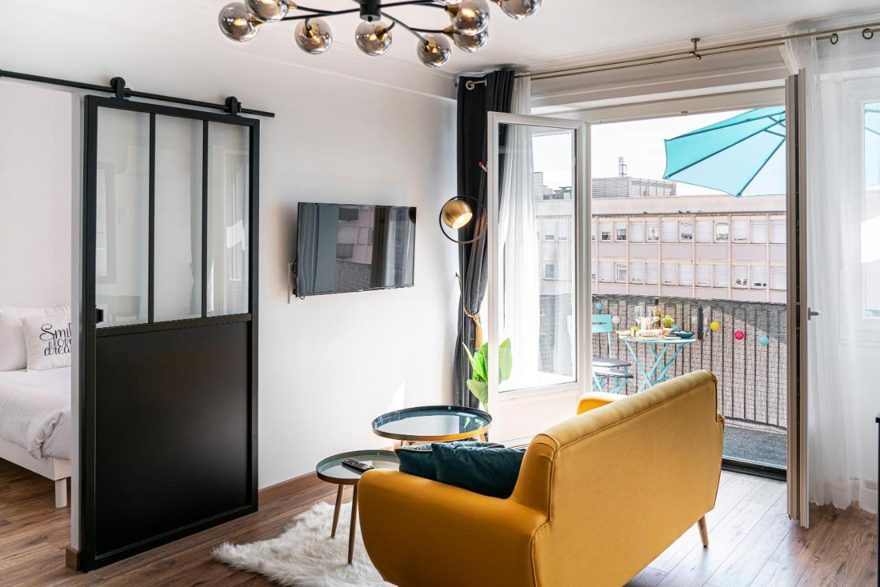 Au Palais Des Pyrenees! Hyper Centre -Clim-Balcon-Parking Gratuit Apartment โป ภายนอก รูปภาพ