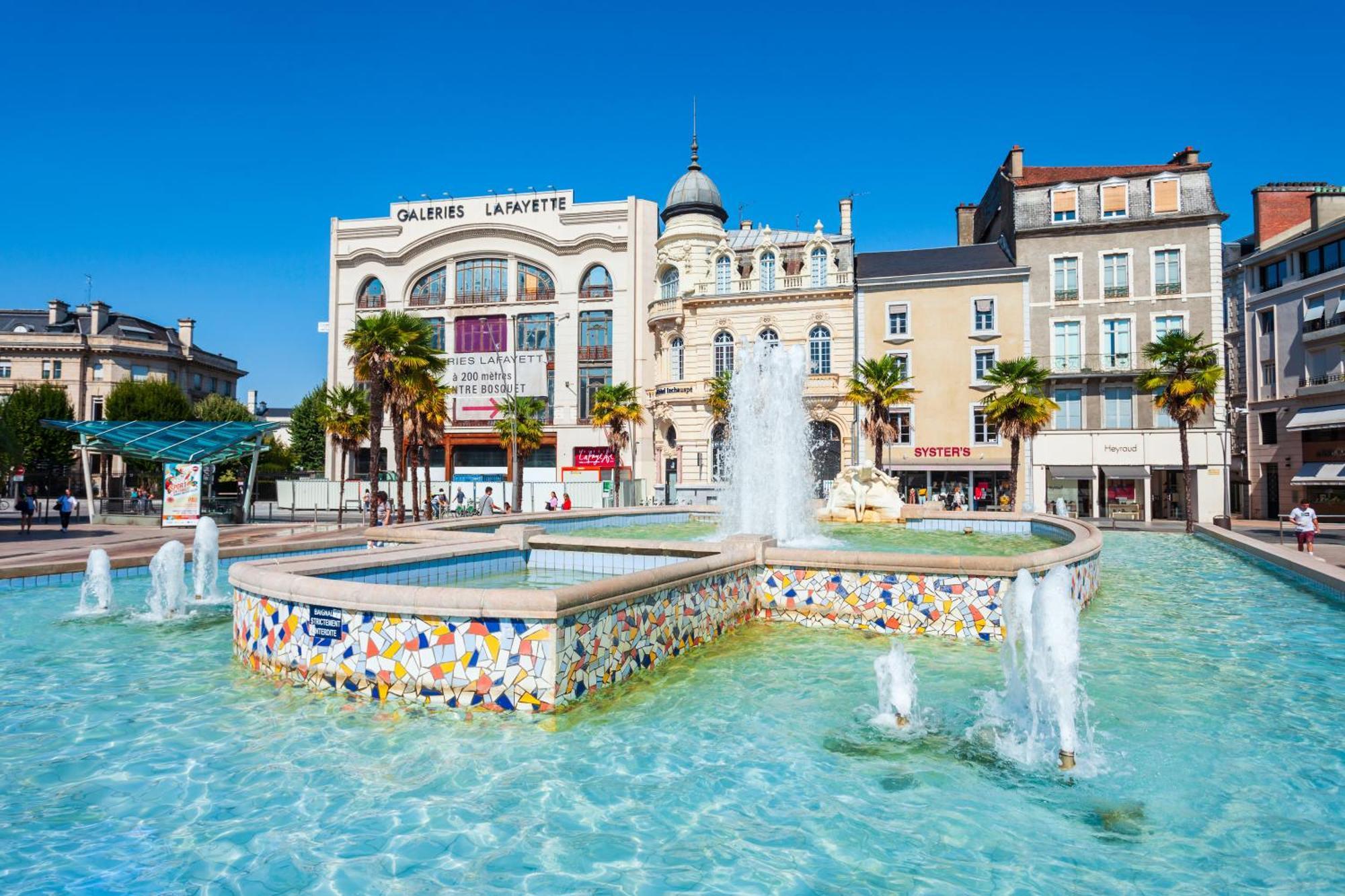 Au Palais Des Pyrenees! Hyper Centre -Clim-Balcon-Parking Gratuit Apartment โป ภายนอก รูปภาพ